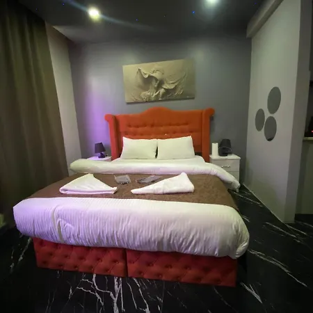 Aparthotel Bakirkoey Macro *